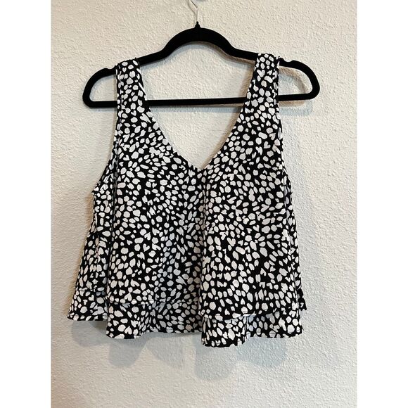 Bar III Black and White Tank Top - Picture 3 of 5